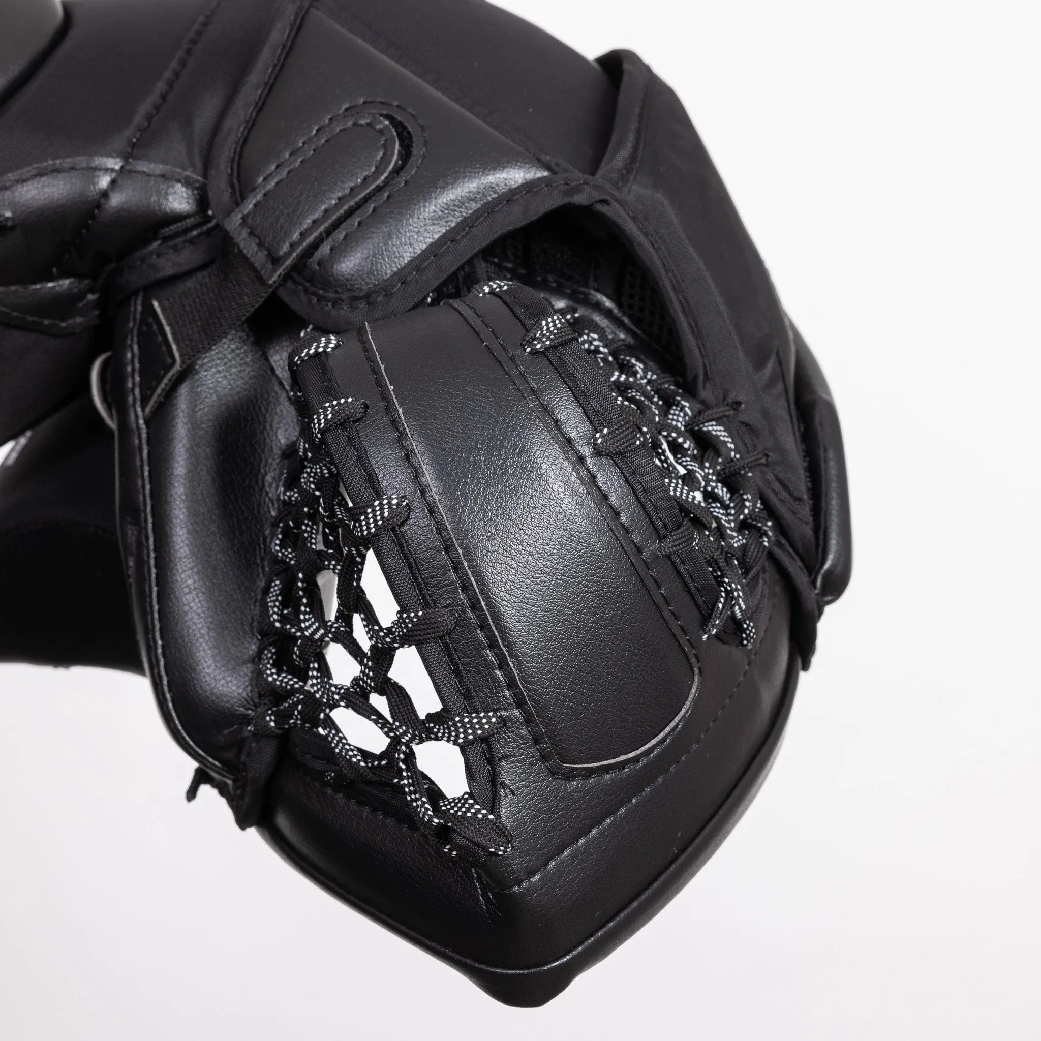 TRUE HZRDUS 7X4 Intermediate Goalie Catcher