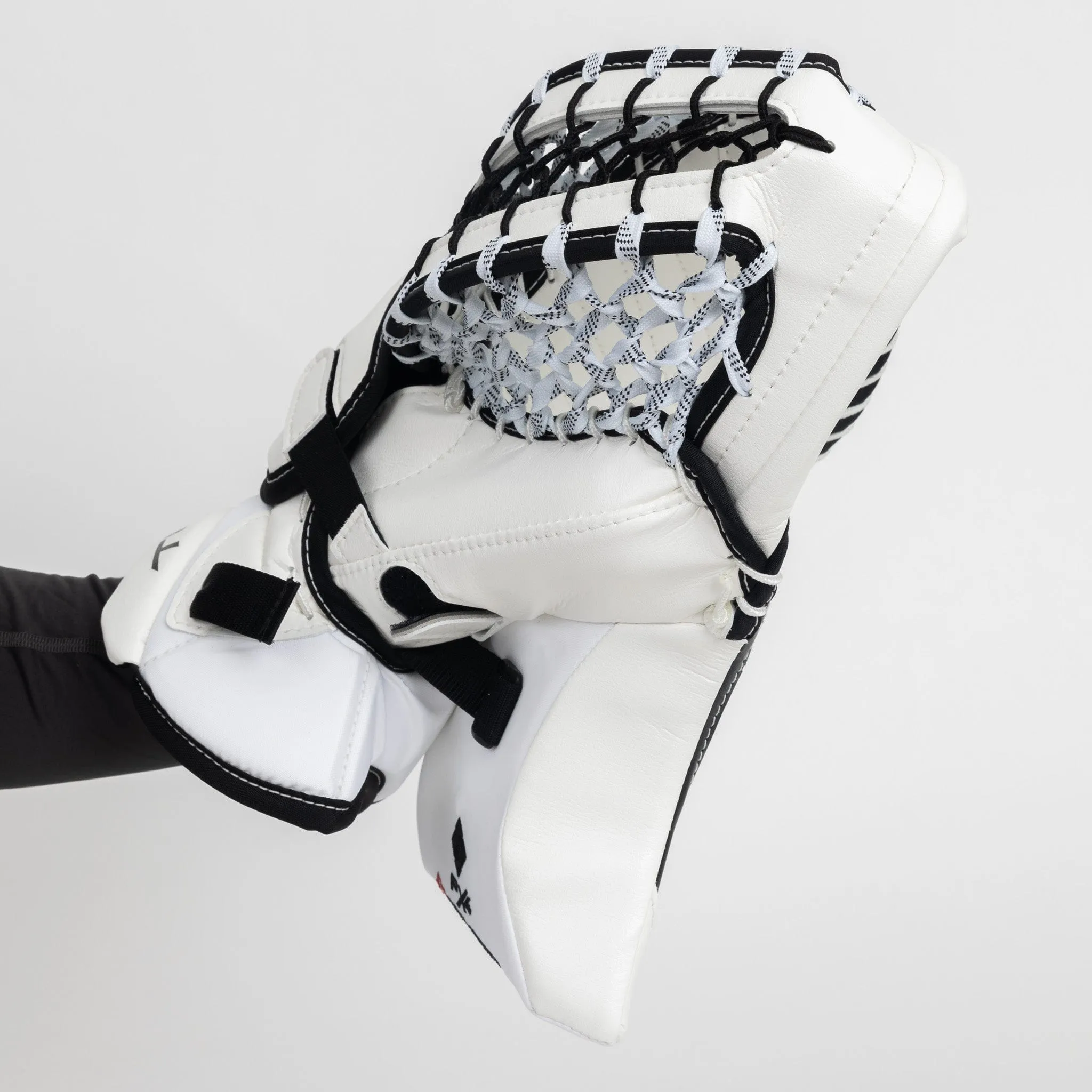 TRUE HZRDUS PX4 Senior Goalie Catcher - Domestic 580