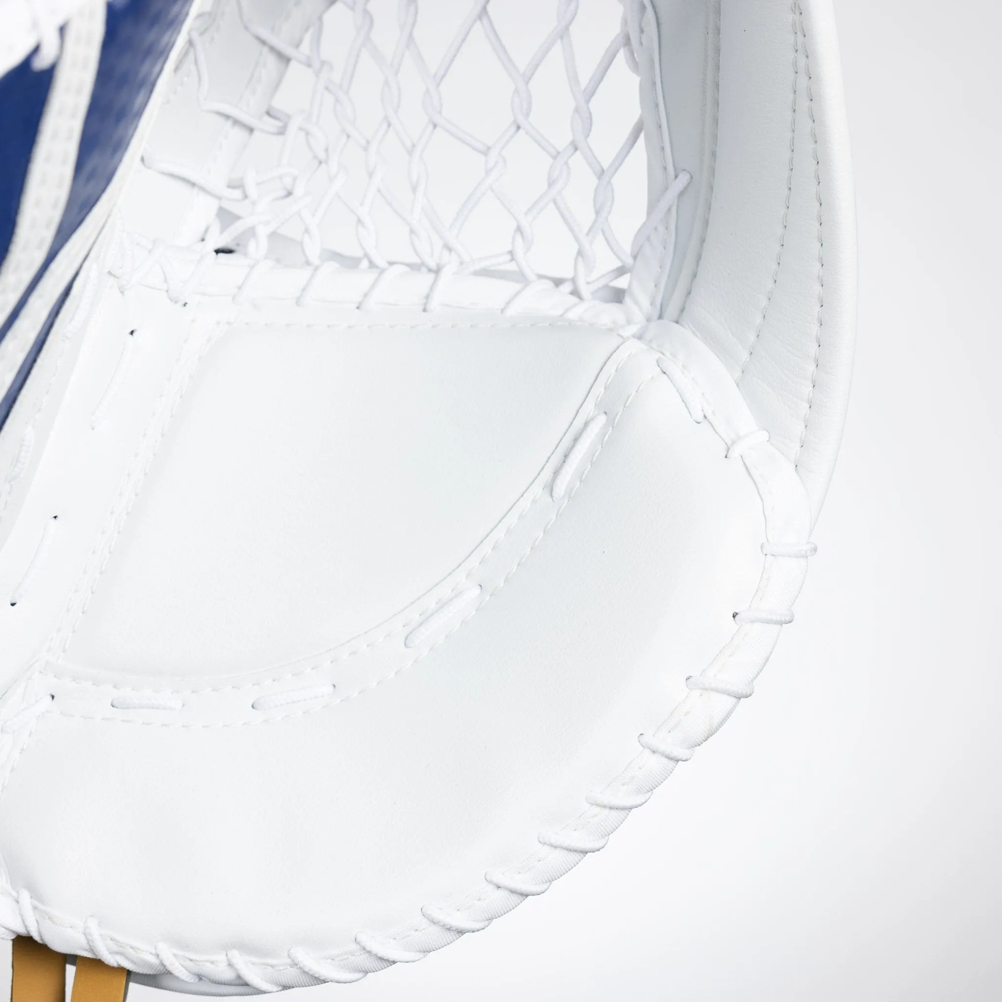 Vaughn Velocity V10 Intermediate Goalie Catcher
