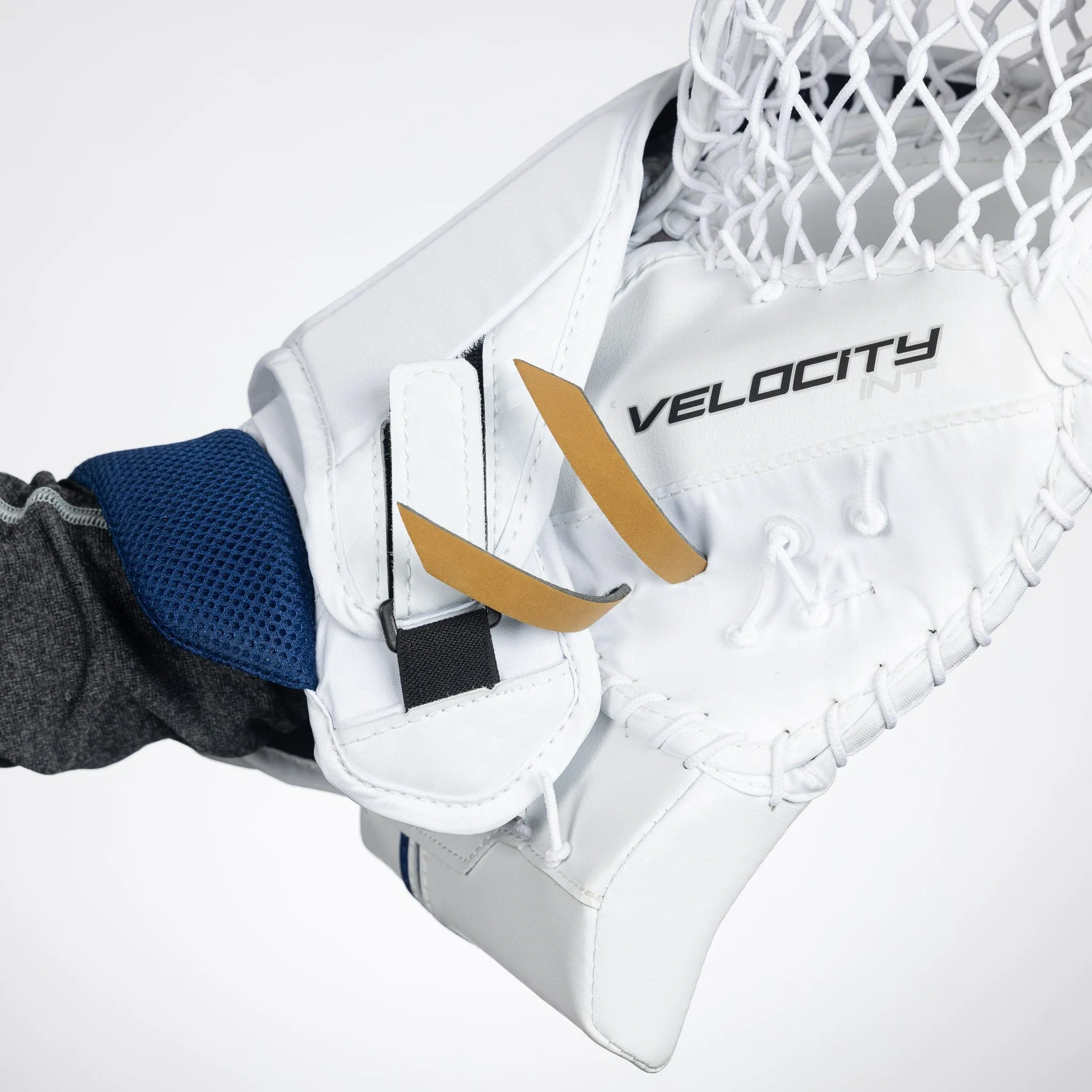 Vaughn Velocity V10 Intermediate Goalie Catcher