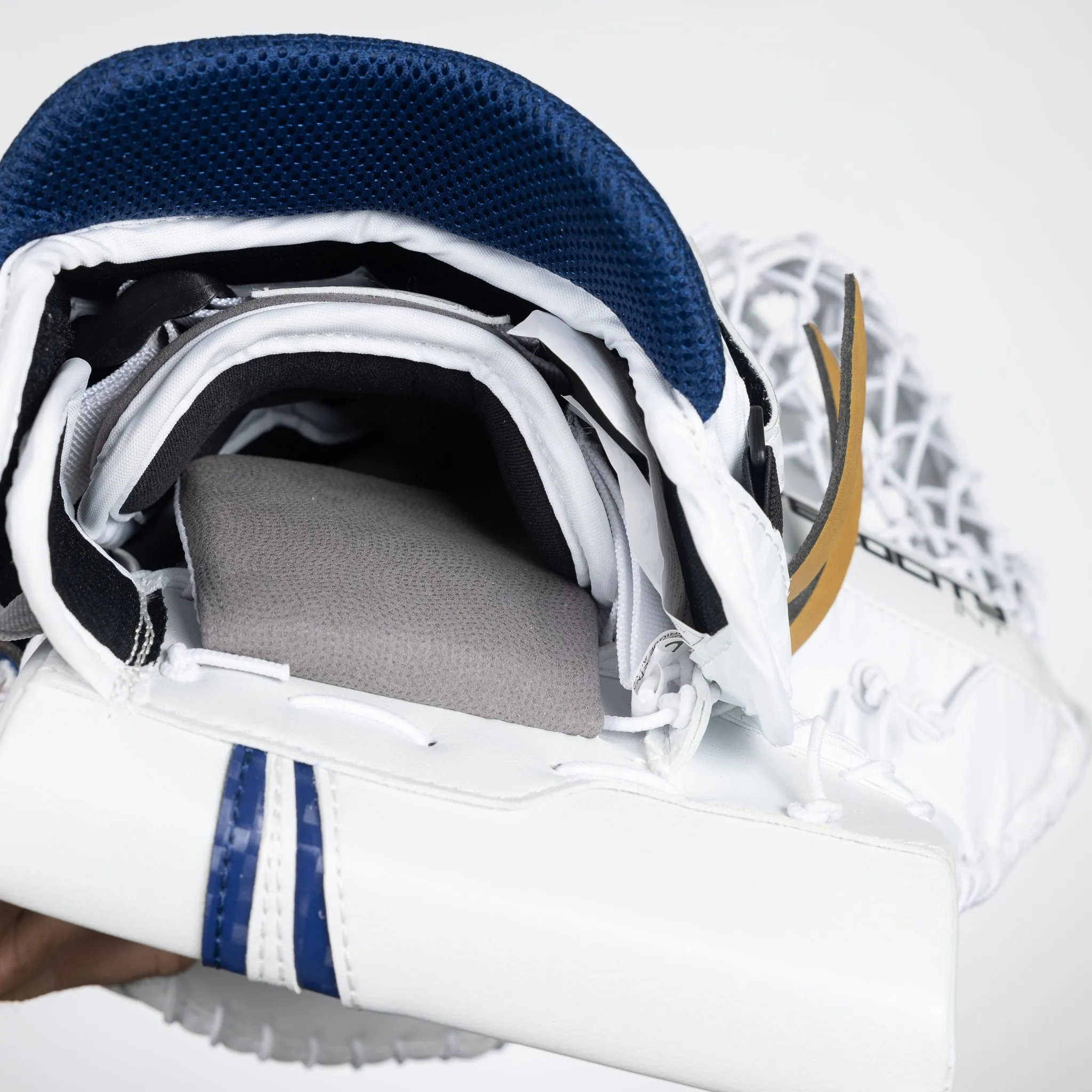 Vaughn Velocity V10 Intermediate Goalie Catcher