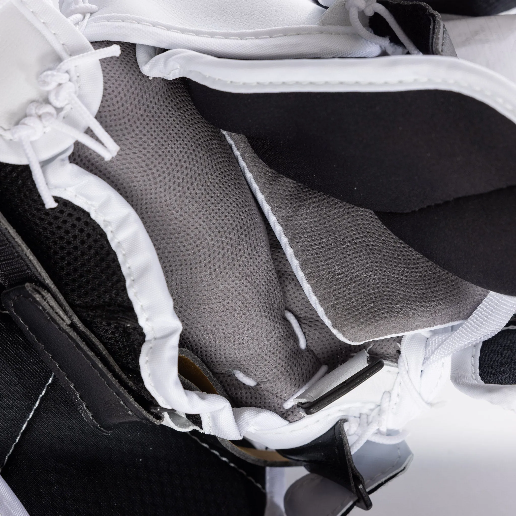 Vaughn Velocity V10 Pro Senior Goalie Catcher