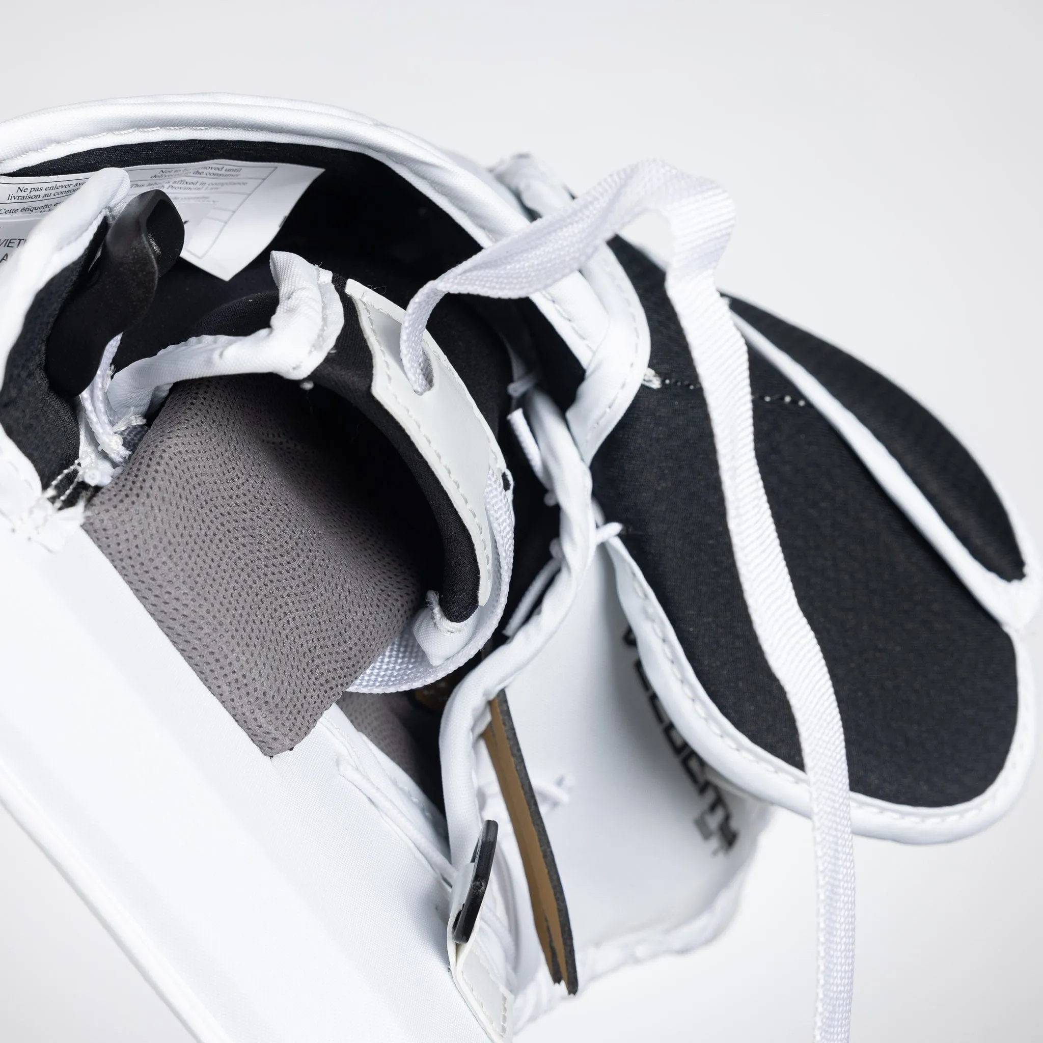 Vaughn Velocity V10 Youth Goalie Catcher
