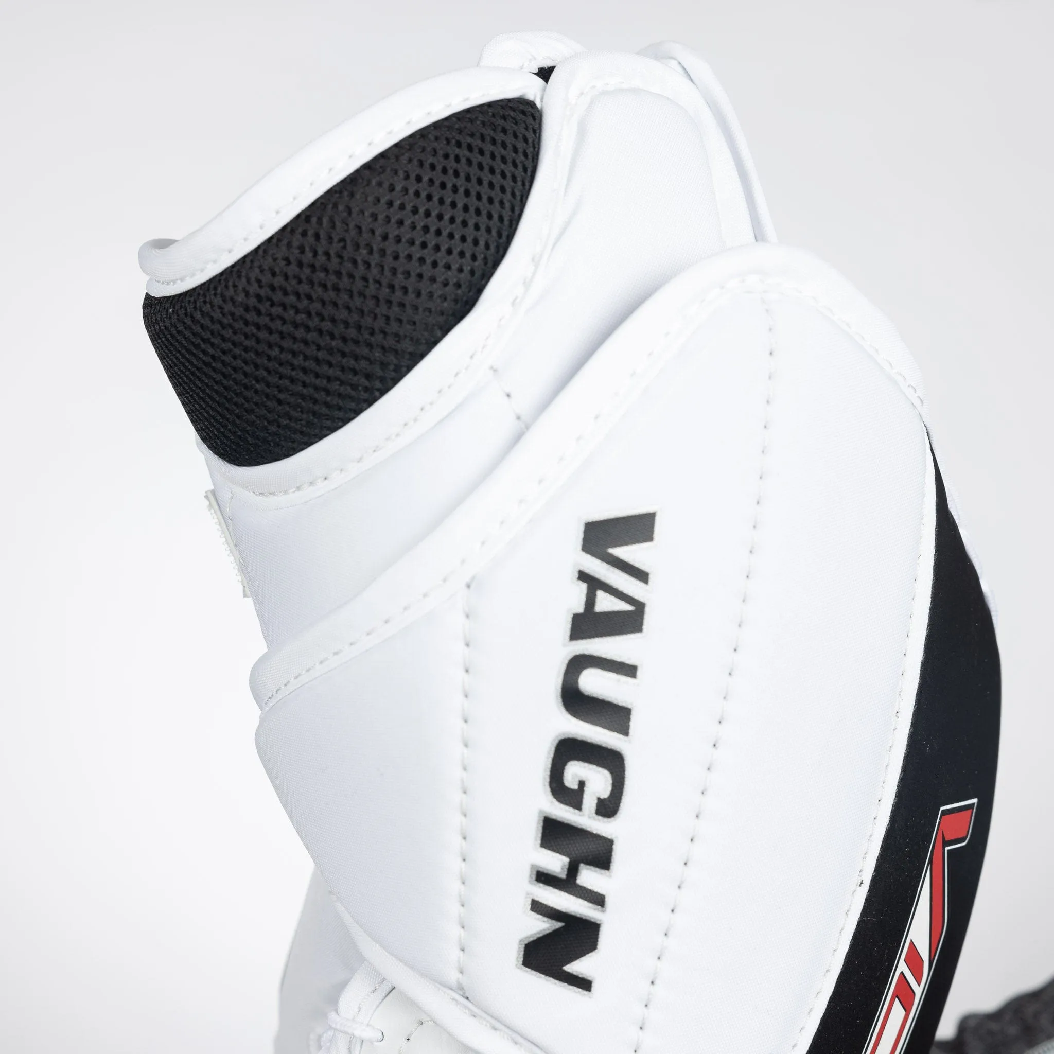 Vaughn Velocity V10 Youth Goalie Catcher