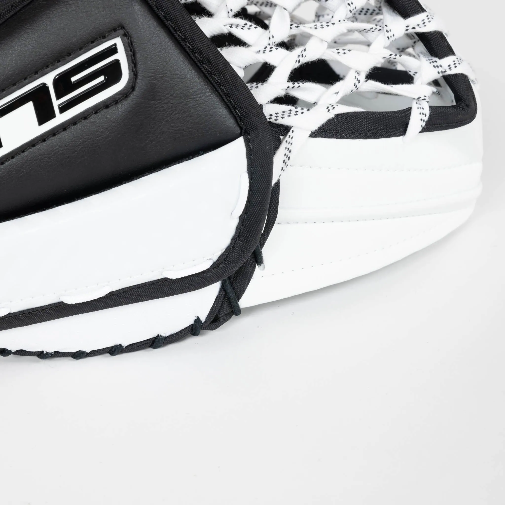 Vaughn Ventus SLR3 Junior Goalie Catcher