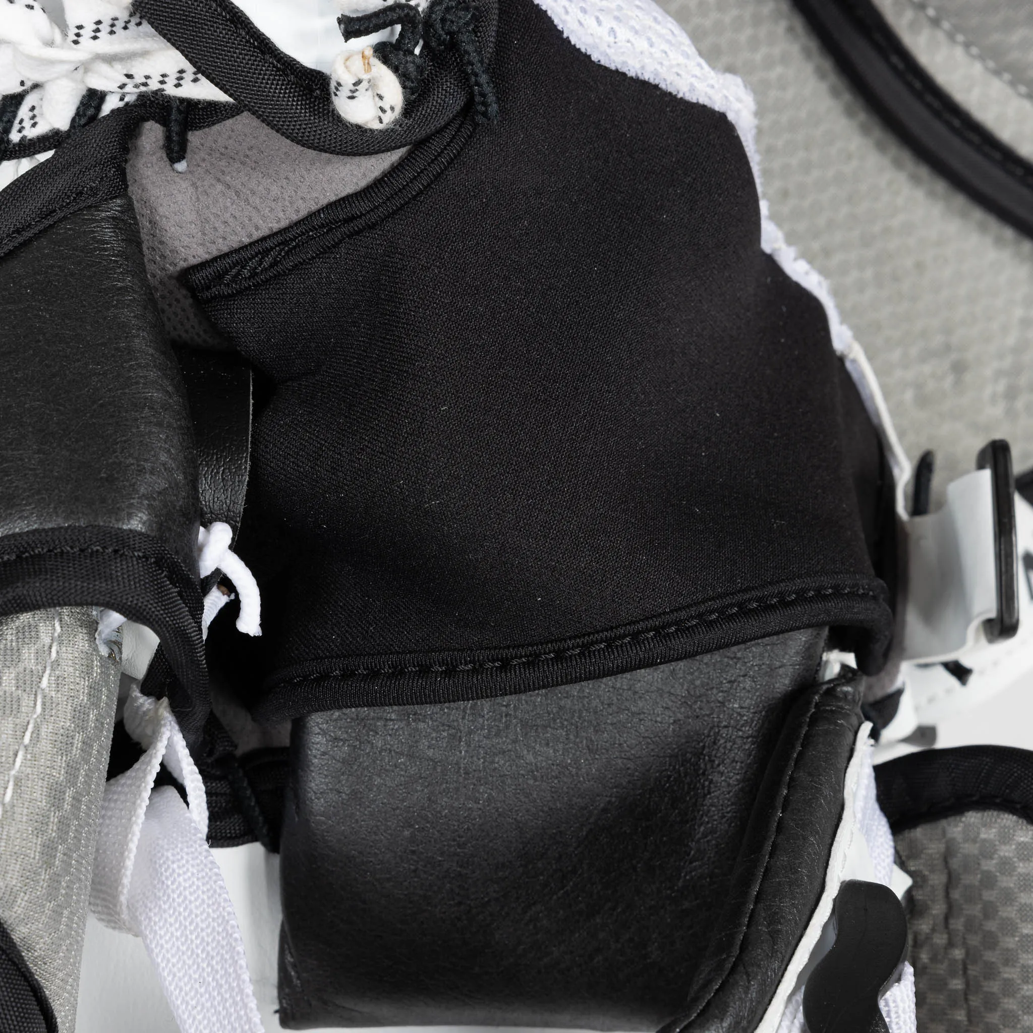 Vaughn Ventus SLR3 Junior Goalie Catcher