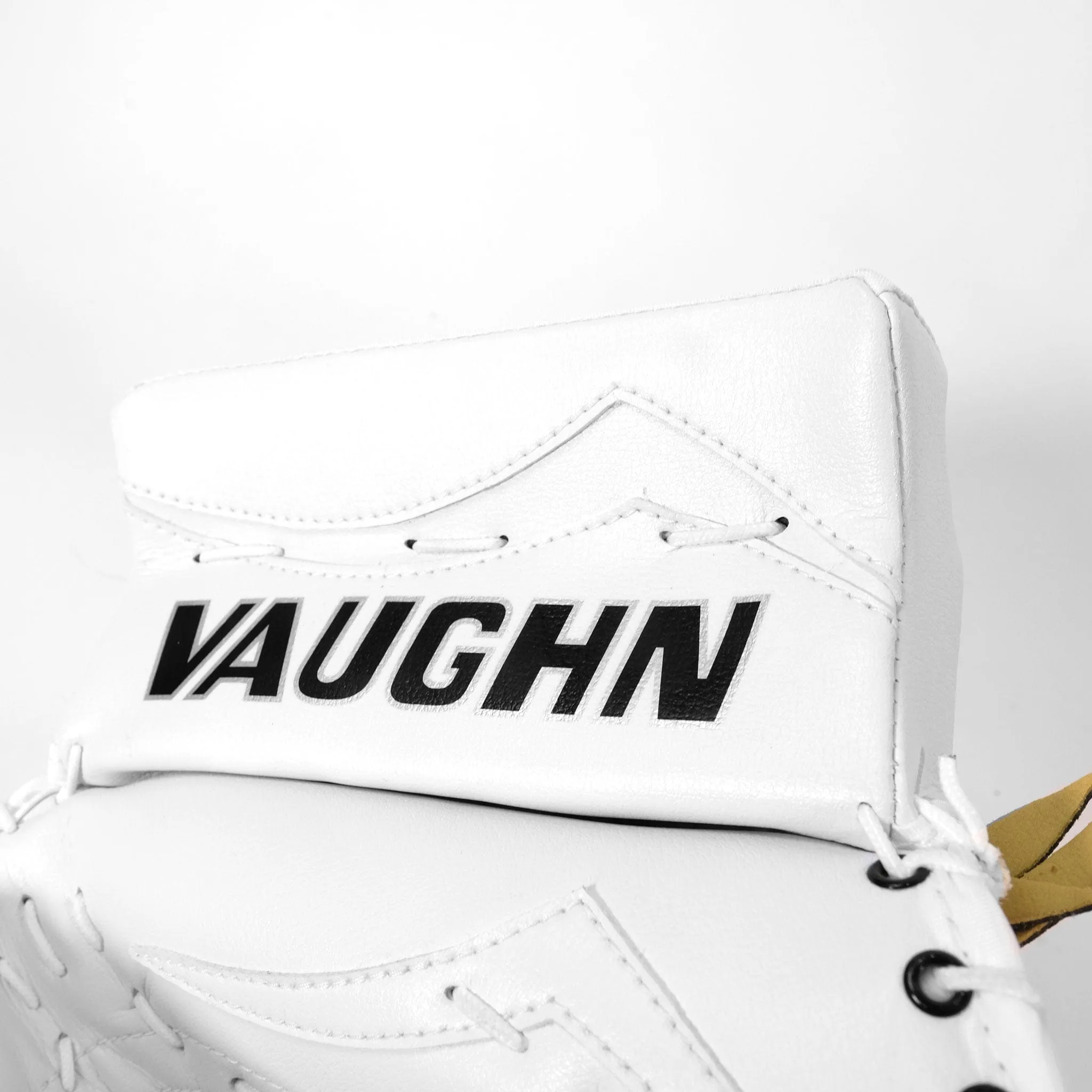 Vaughn Ventus T8800 Pro Carbon w/ V6 Graphic Senior Goalie Catcher