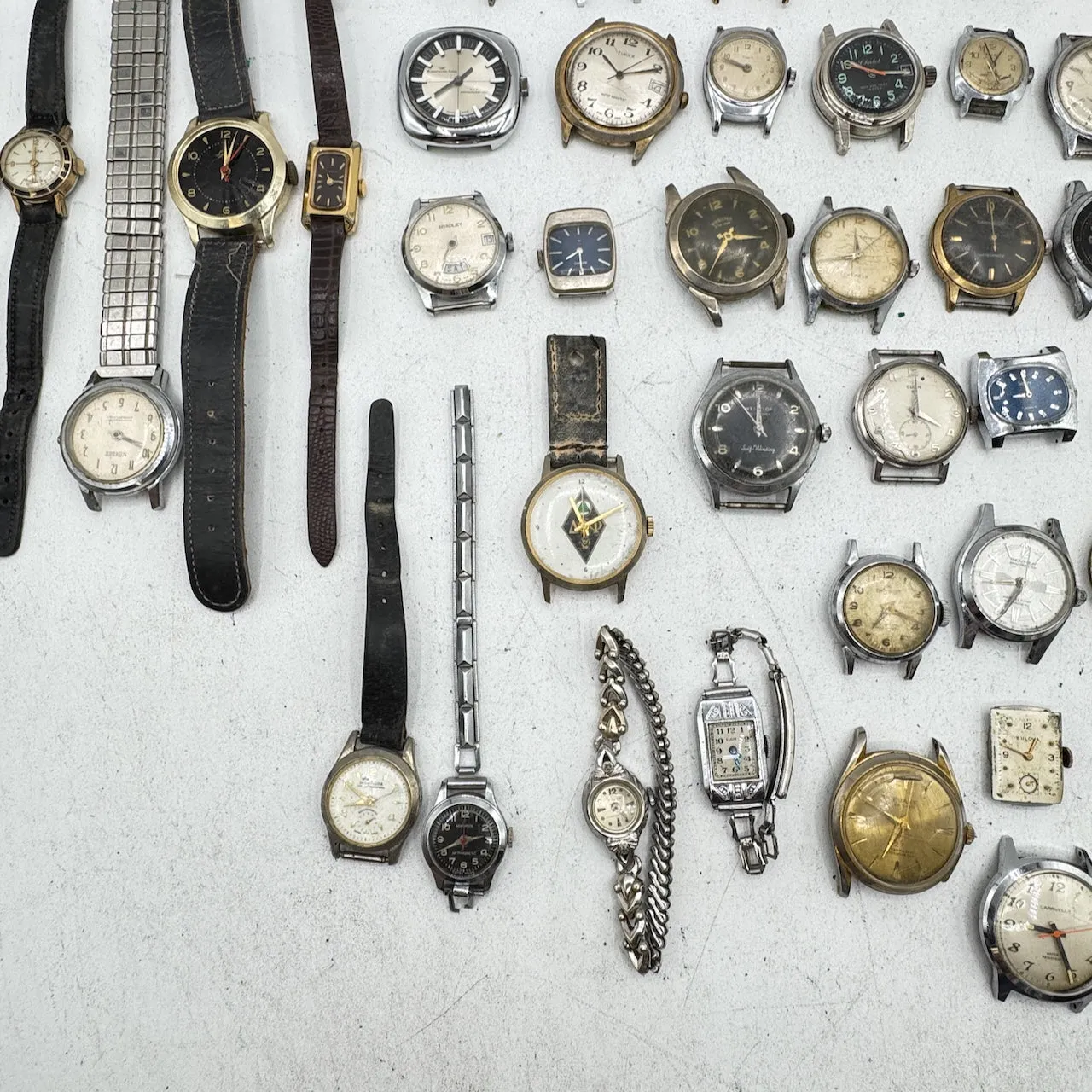 Vintage Elgin, Bulova, Caravelle, etc. Lot of 50 Mechanical Wristwatch 5