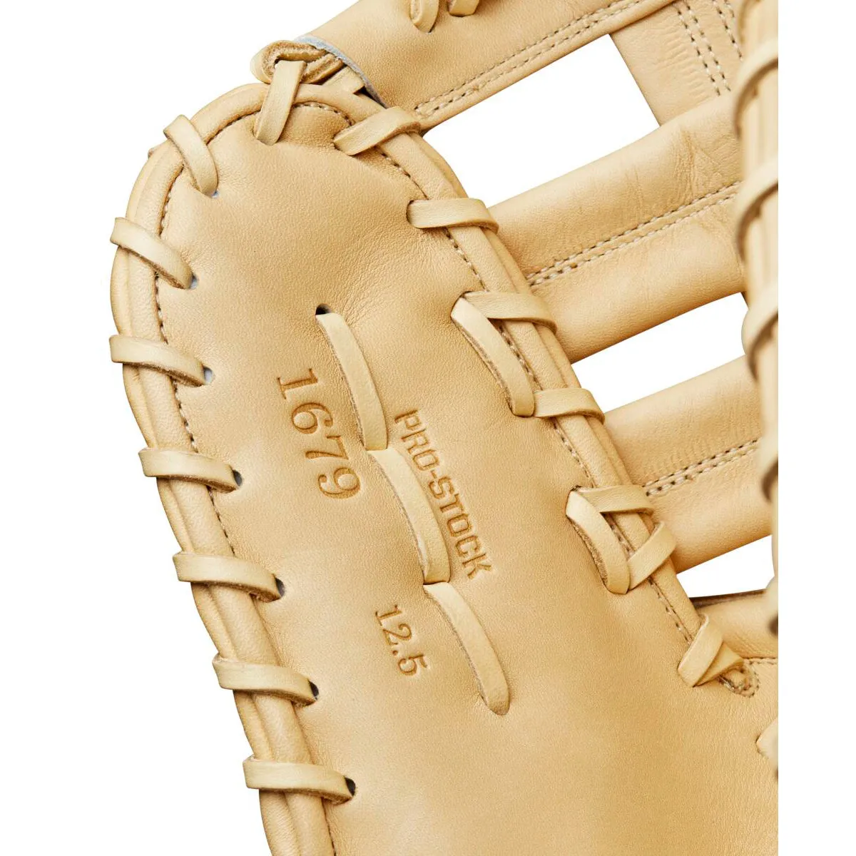 Wilson A2000 1679 12.5" Baseball First Base Mitt: WBW102097125