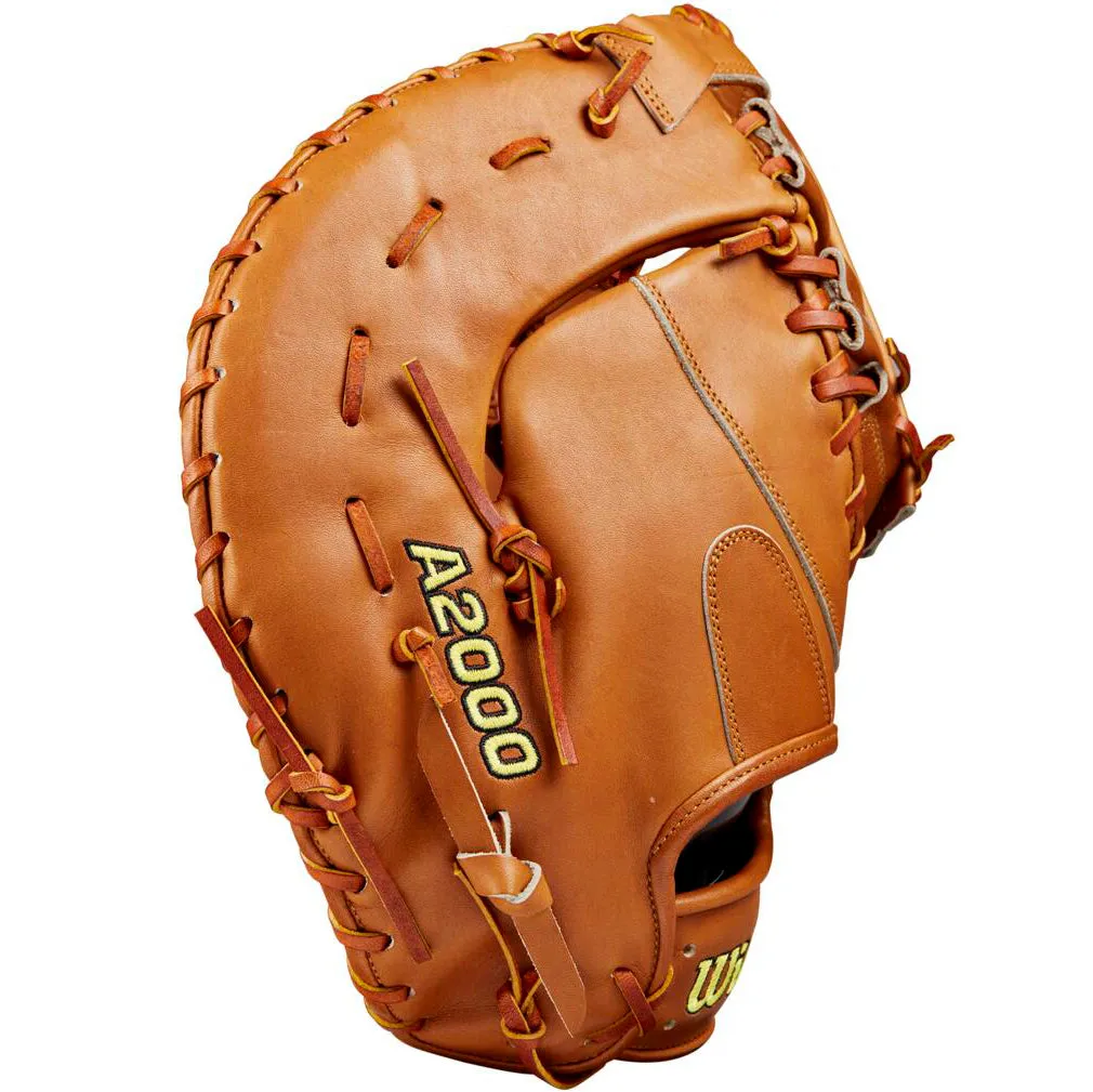 Wilson A2000 1679 12.5" Baseball First Base Mitt: WBW102099125