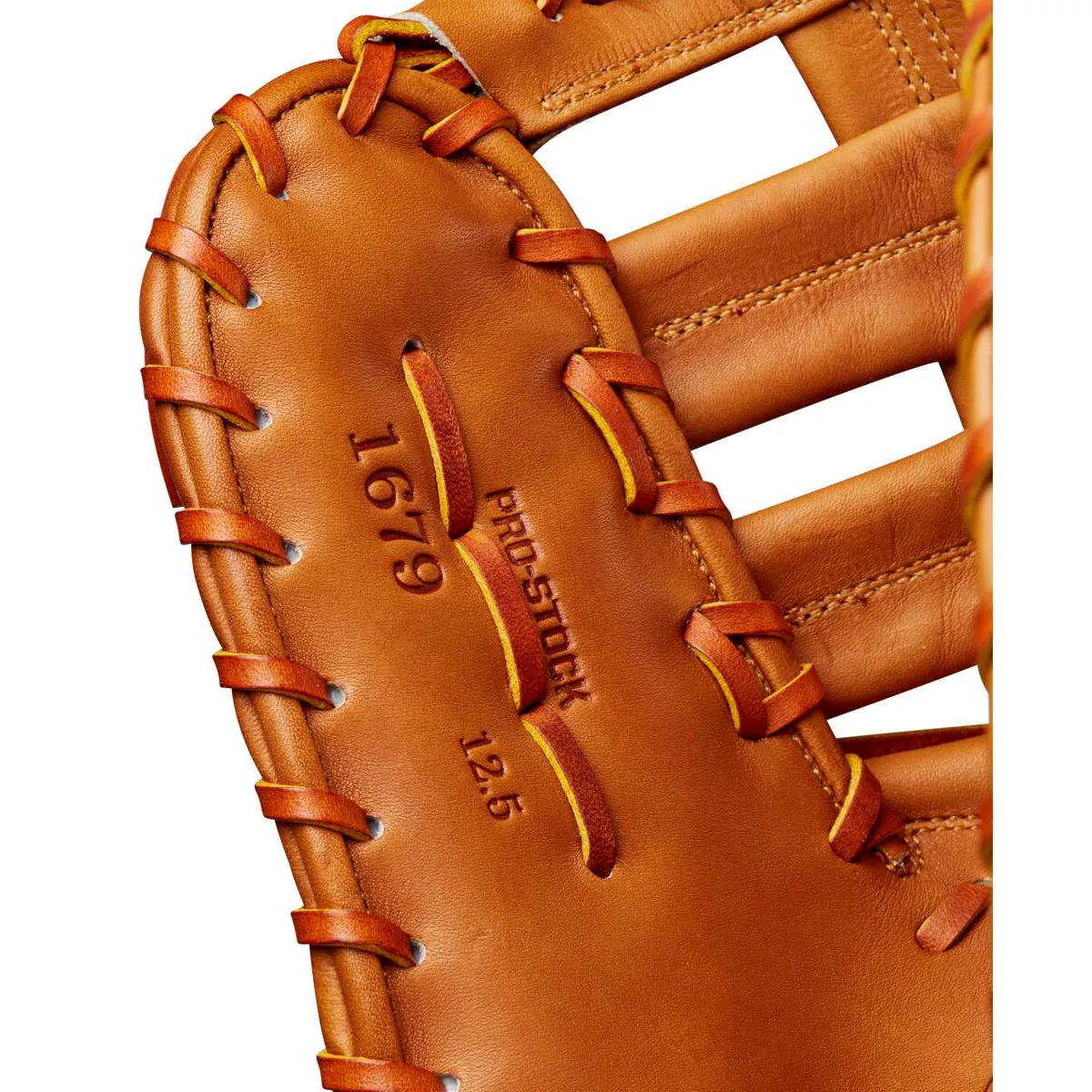 Wilson A2000 1679 12.5" Baseball First Base Mitt: WBW102099125