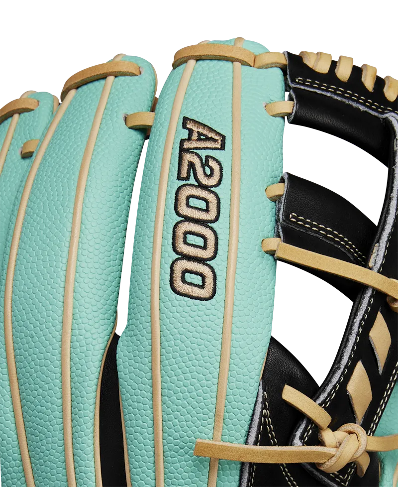 Wilson A2000 1716SS 11.5" Baseball Glove - SPRING 2025: WBW102547115