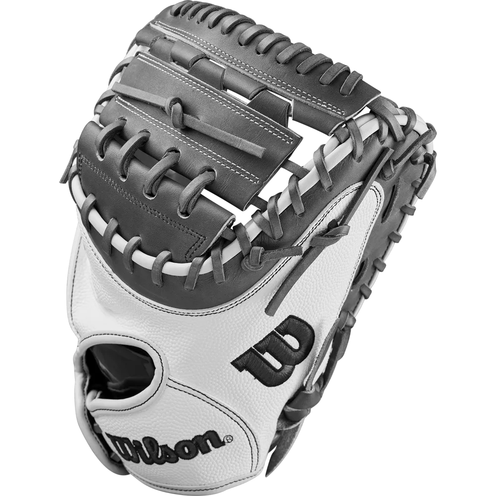 Wilson A2000 FPCM23 34" Fastpitch Catcher's Mitt: WBW10268134