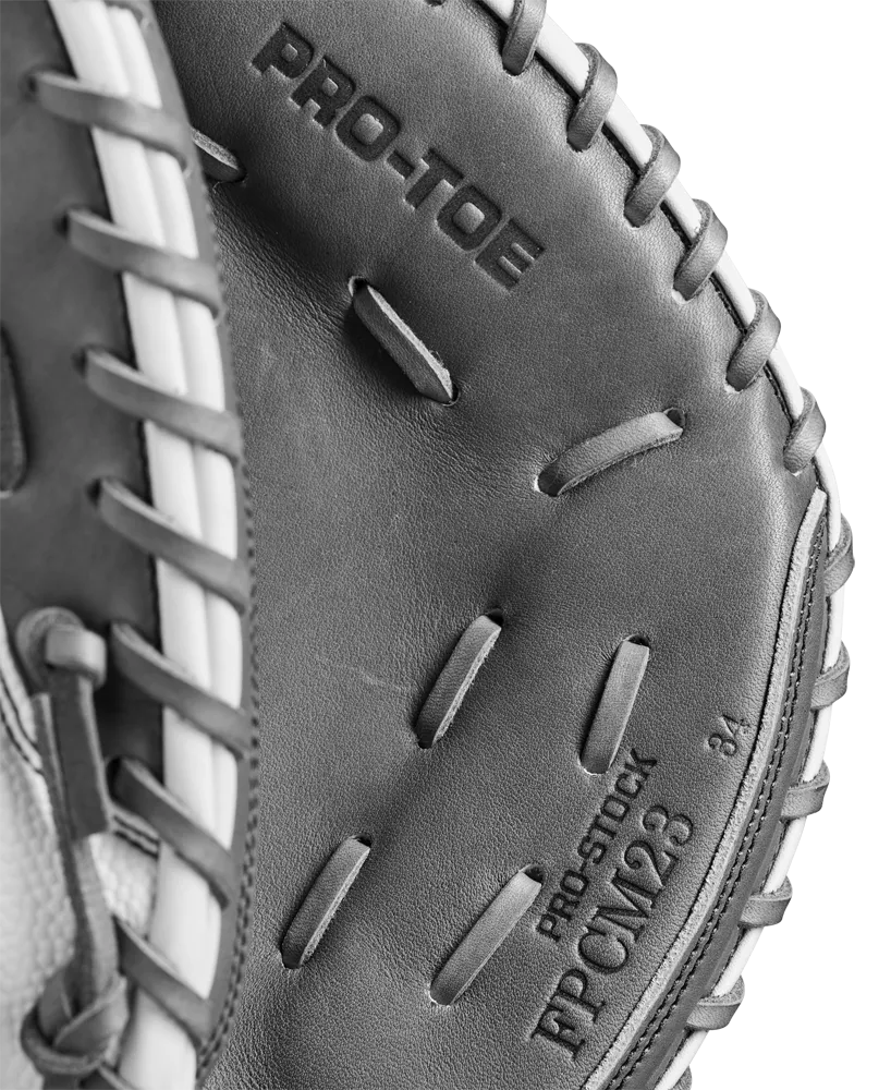 Wilson A2000 FPCM23 34" Fastpitch Catcher's Mitt: WBW10268134