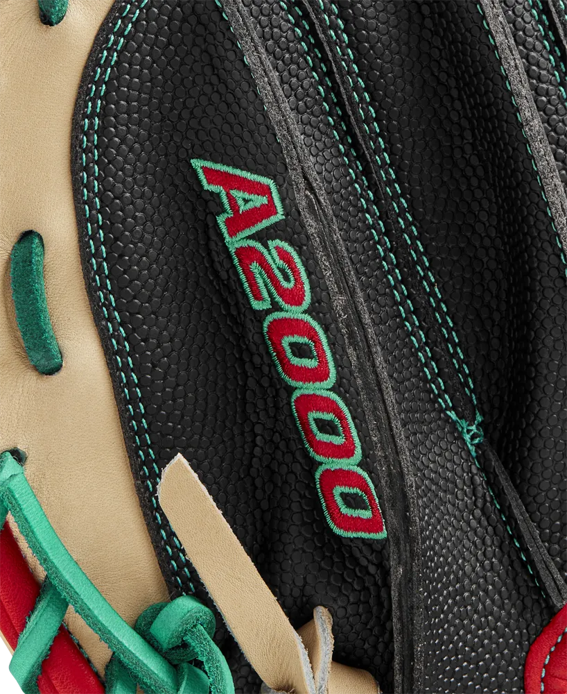 Wilson A2000 PF33SS 33" Baseball Catcher's Mitt - FALL 2024: WBW10270833