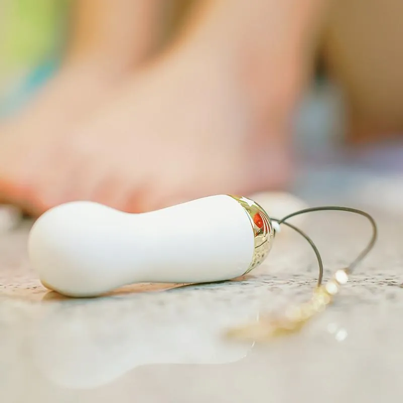 ZALO Baby Star Bullet App-controlled Rechargeable Vibrator Vanilla White