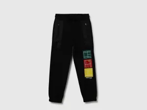 Zipper & Printed Regular Fit Joggers